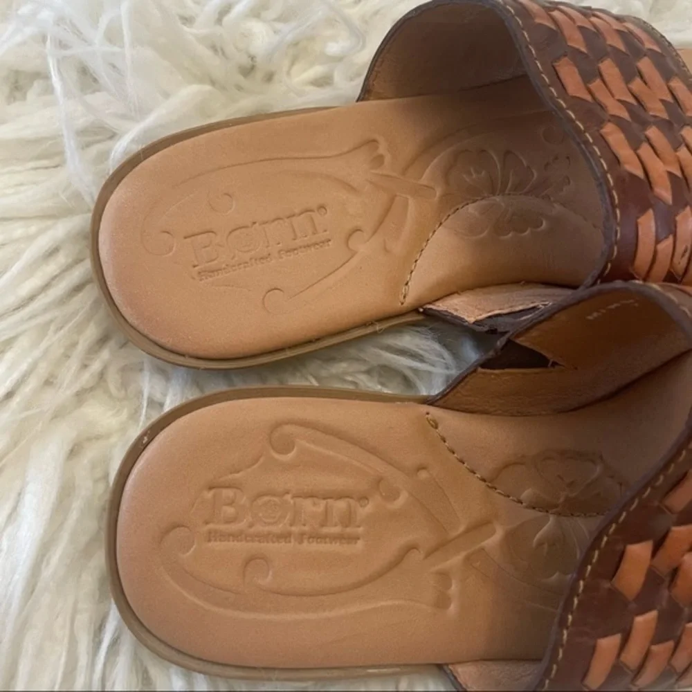 Born brown woven leather‎ sandals comfort ladies size 7 - Picture 2 of 8